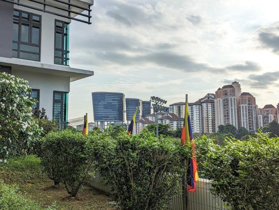 Az Homestay Putrajaya Eksteriør billede
